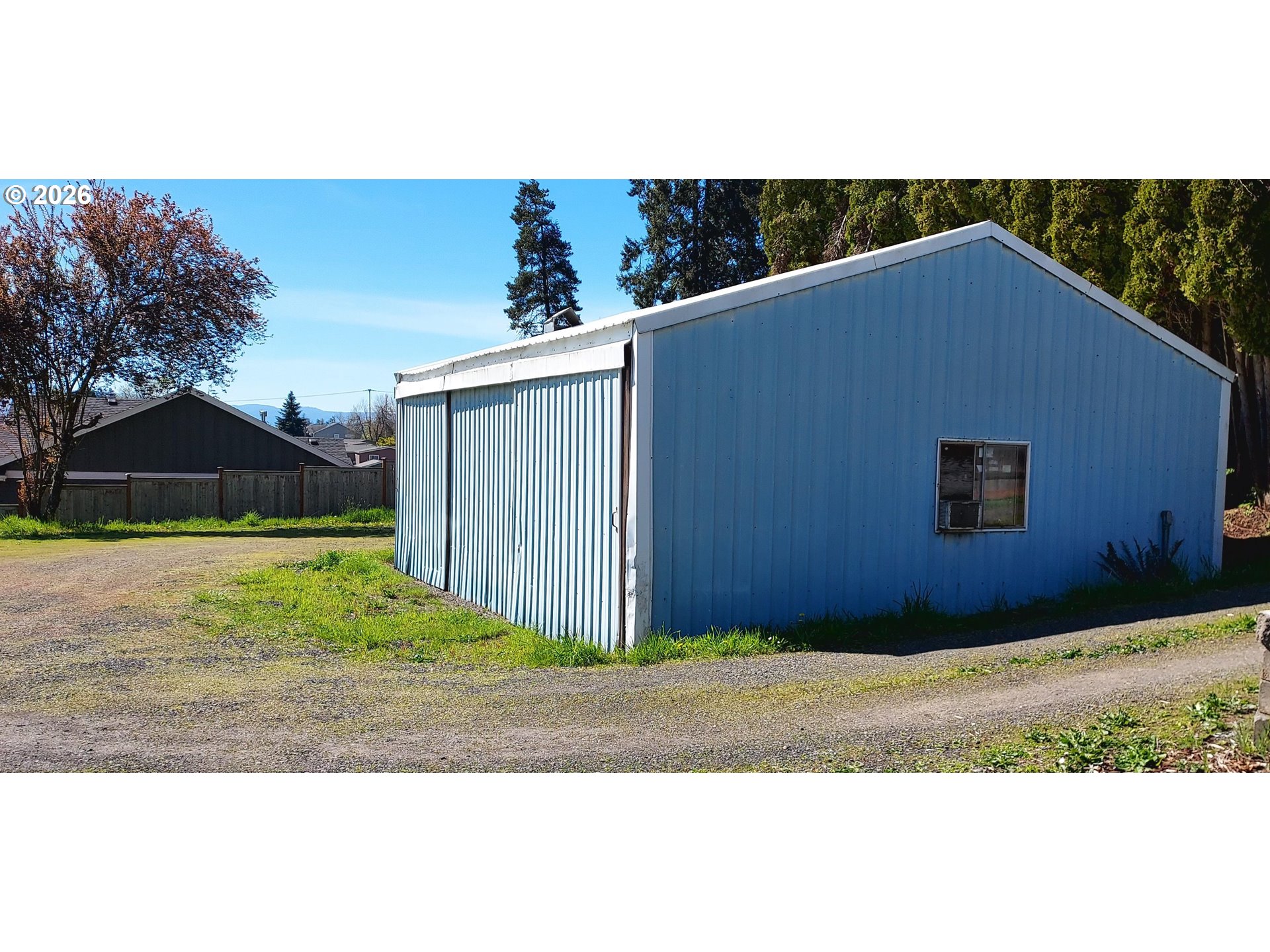 855 South 57th Street Springfield, OR 97478 - Photo 14 of 32