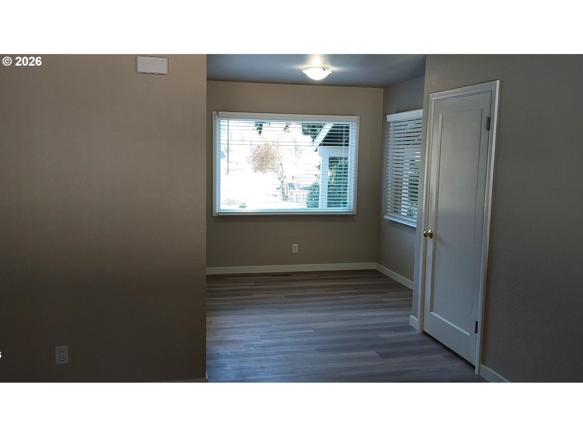855 South 57th Street Springfield, OR 97478 - Photo 17 of 32