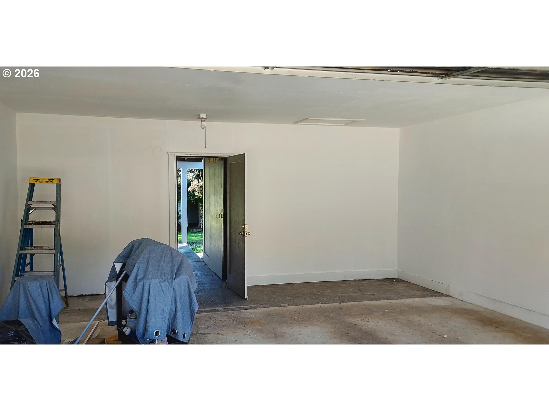 855 South 57th Street Springfield, OR 97478 - Photo 31 of 32