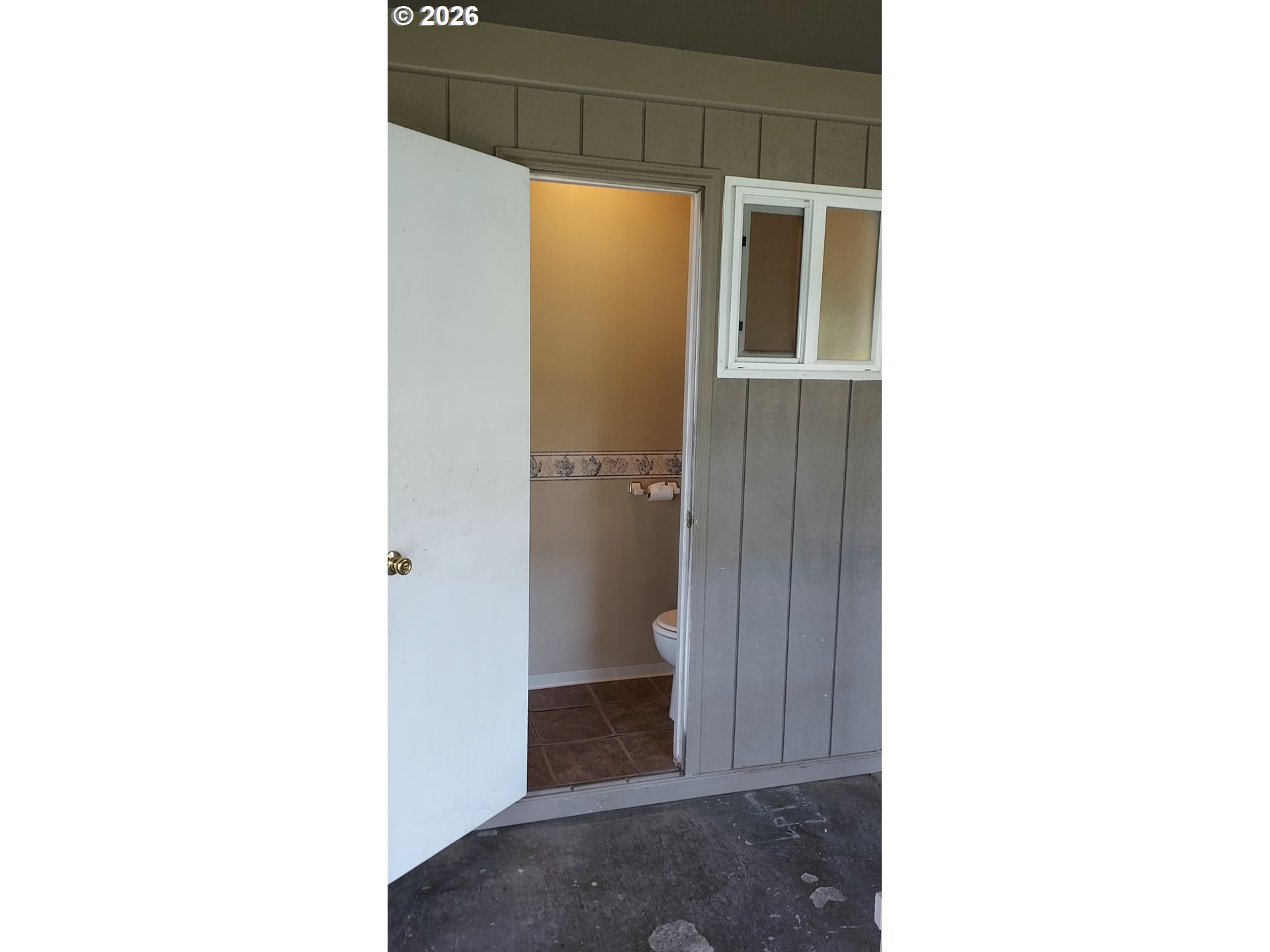 855 South 57th Street Springfield, OR 97478 - Photo 6 of 32