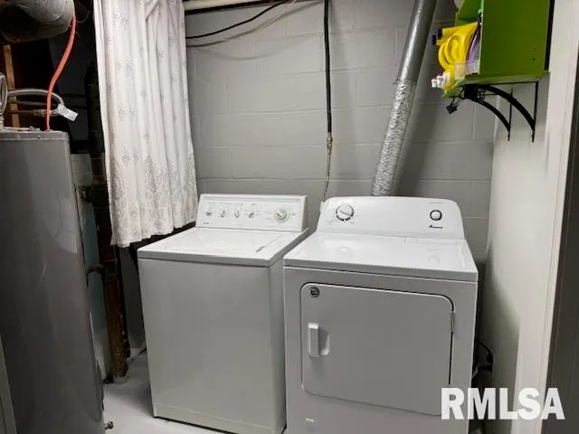 $205,000 | 404 North Maple Street, Christopher, IL 62822