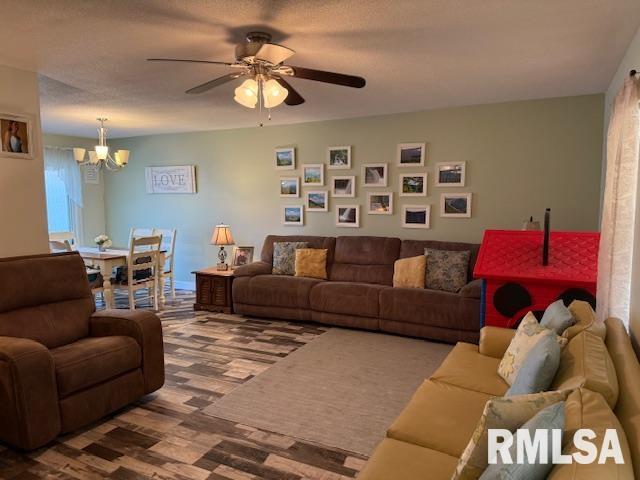 404 North Maple Street Christopher, IL 62822 - Photo 4 of 29