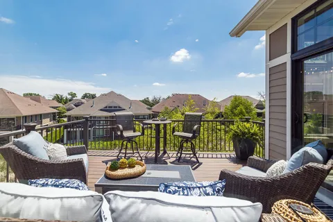 $1,525,000 | 15489 Legacy Oaks Trail, Minnetonka, MN 55391