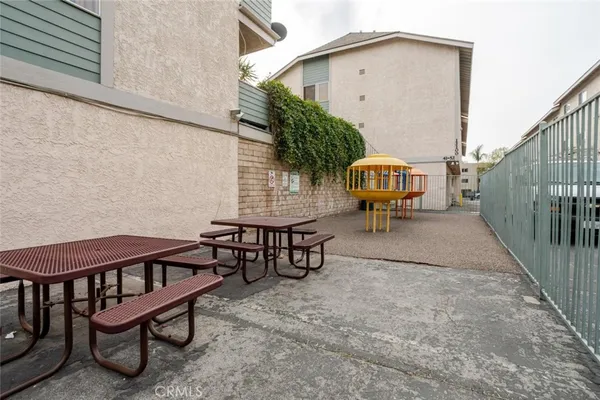 a view of a garden with an outdoor space