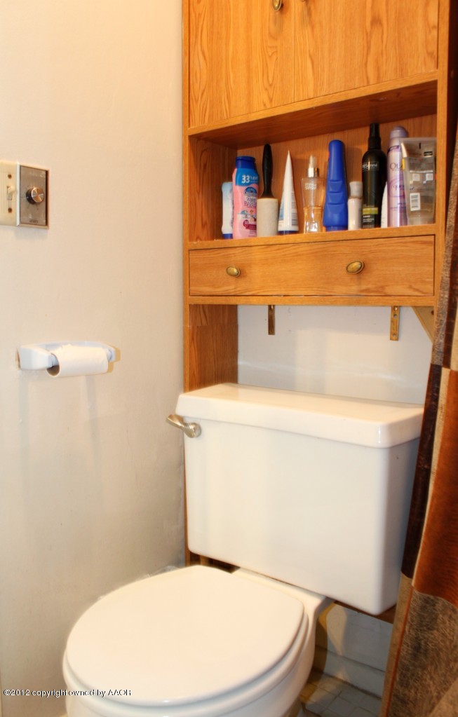 3706 Kingston Road Amarillo, TX 79109 - Photo 22 of 31 Master Bath