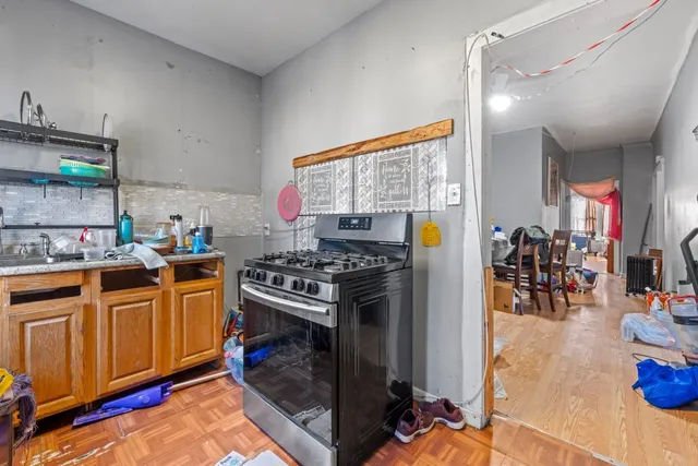 $235,000 | 4827 South Throop Street, Chicago, IL 60609