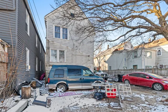 $235,000 | 4827 South Throop Street, Chicago, IL 60609