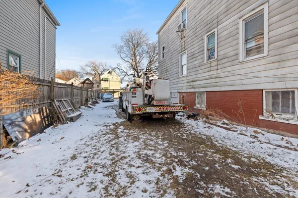 $215,000 | 4827 South Throop Street, Chicago, IL 60609