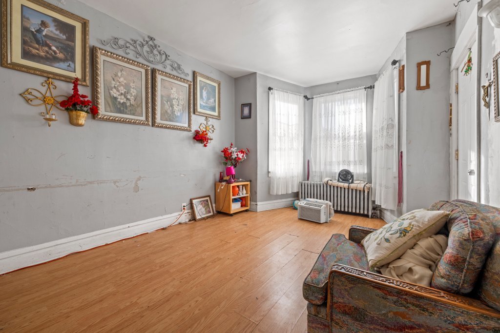 4827 South Throop Street Chicago, IL 60609 - Photo 9 of 34