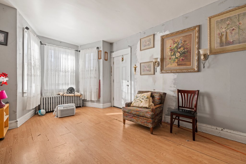 4827 South Throop Street Chicago, IL 60609 - Photo 10 of 34