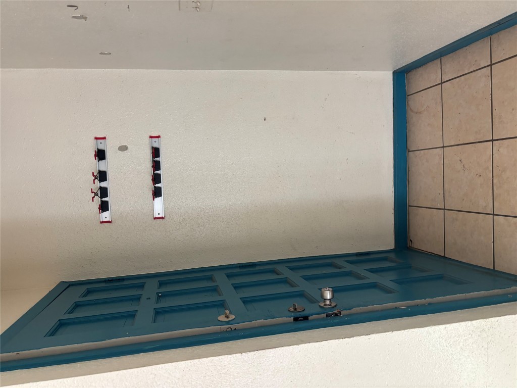 7926 Mullen Drive, Unit 1 Austin, TX 78757 - Photo 7 of 9 a view of an empty room