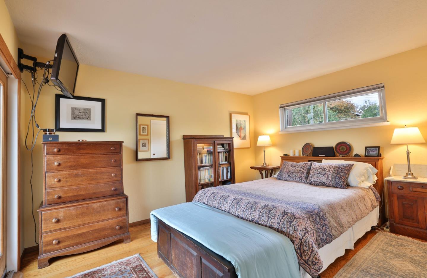 3772 Thrush Way Santa Clara, CA 95051 - Photo 9 of 21 a bedroom with a bed and a dresser