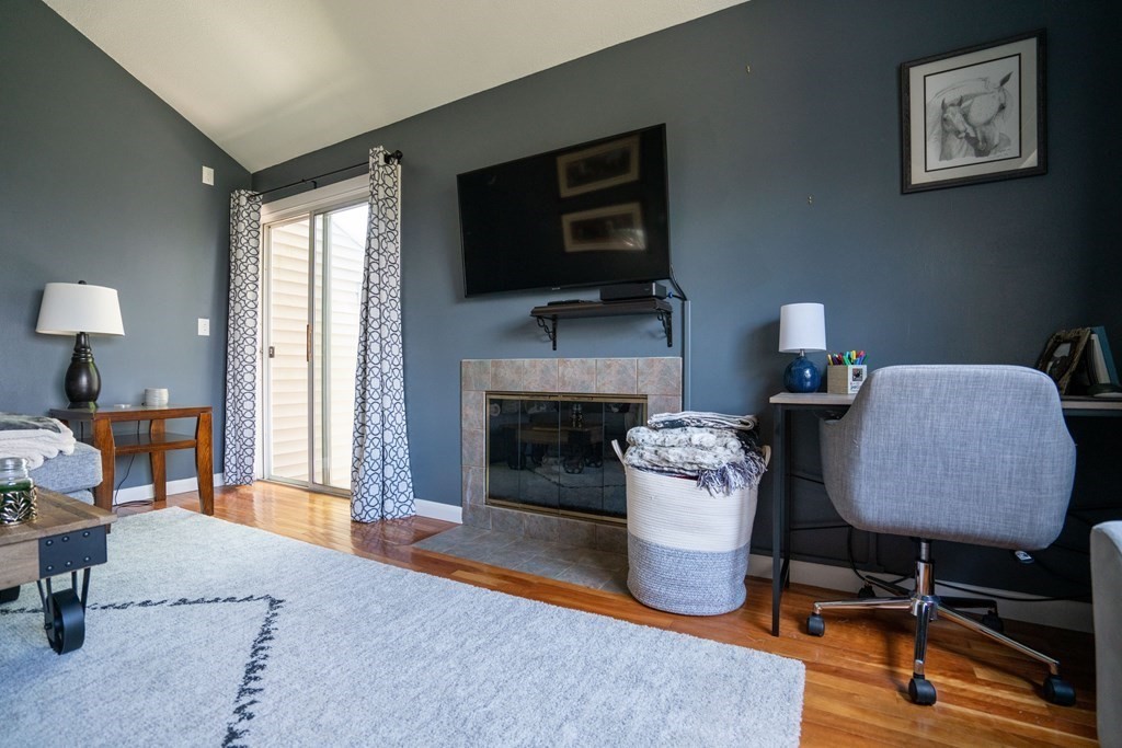 32 Autumn Lane, Unit 32 Amherst, MA 01002 - Photo 17 of 25