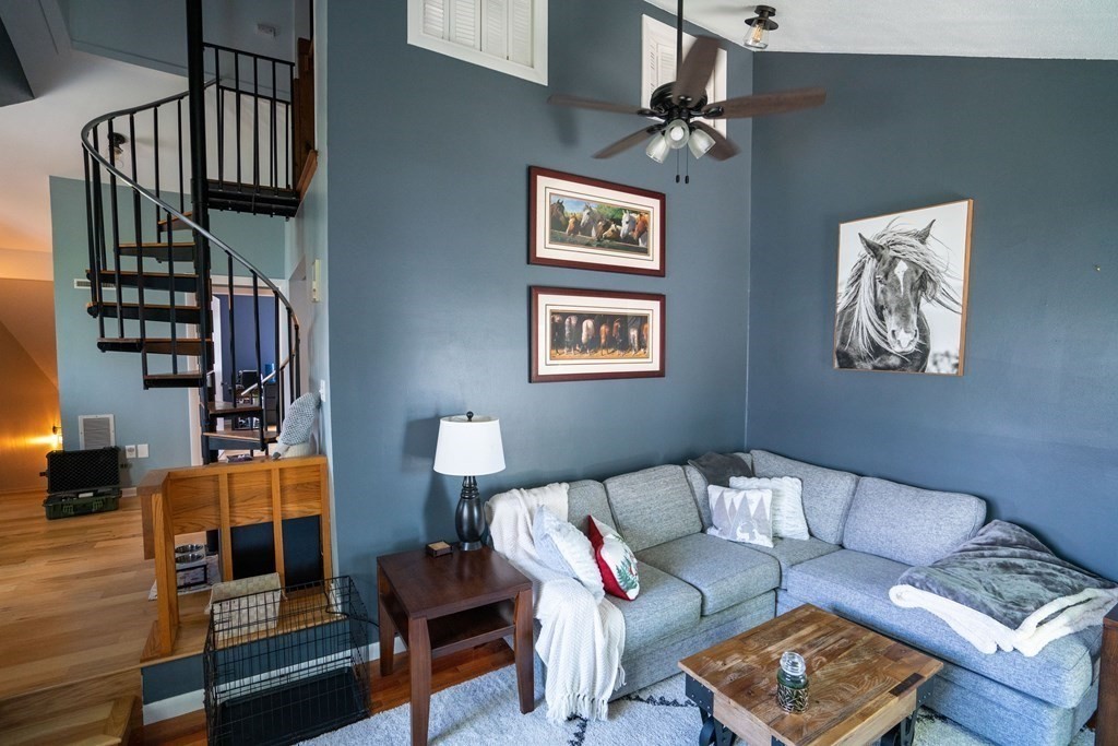 32 Autumn Lane, Unit 32 Amherst, MA 01002 - Photo 20 of 25