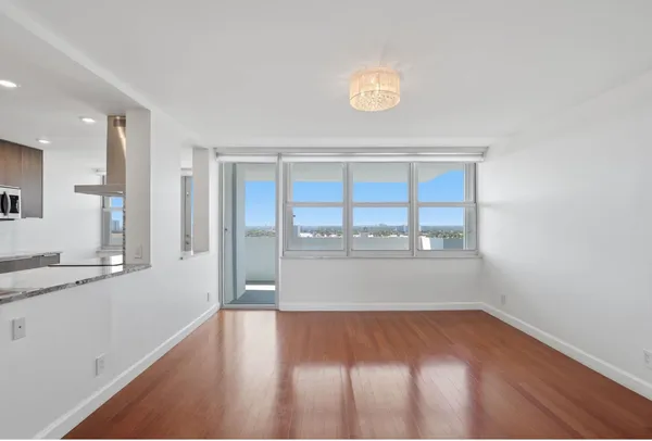 $6,000 | 1390 South Ocean Boulevard, Unit 14C, Pompano Beach, FL 33062