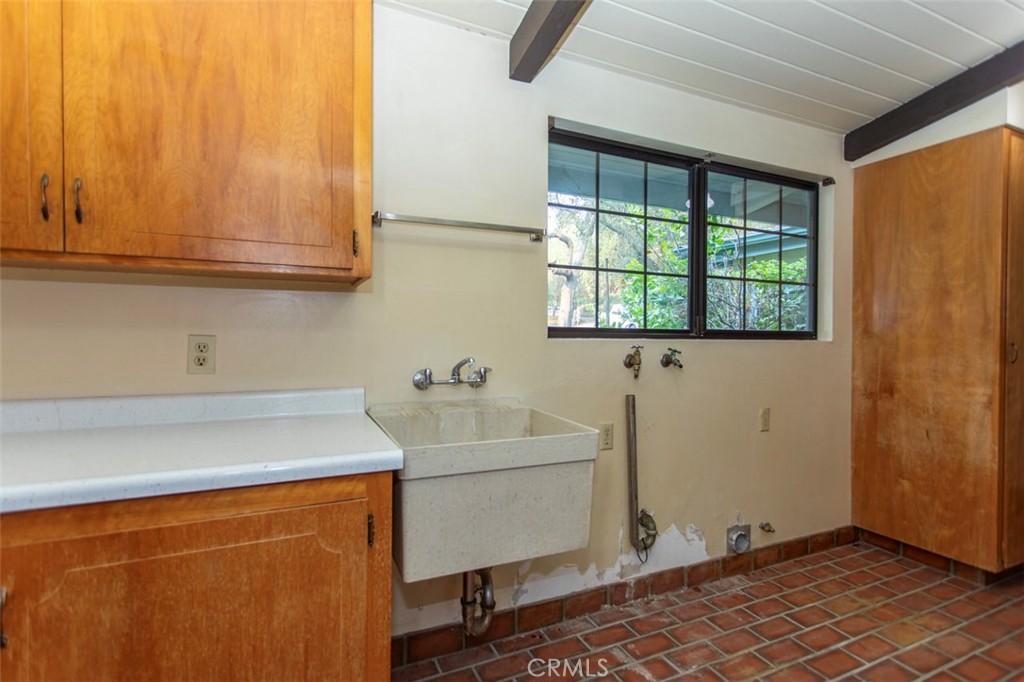 4260 Oak View Road Santa Ynez, CA 93460 - Photo 23 of 75