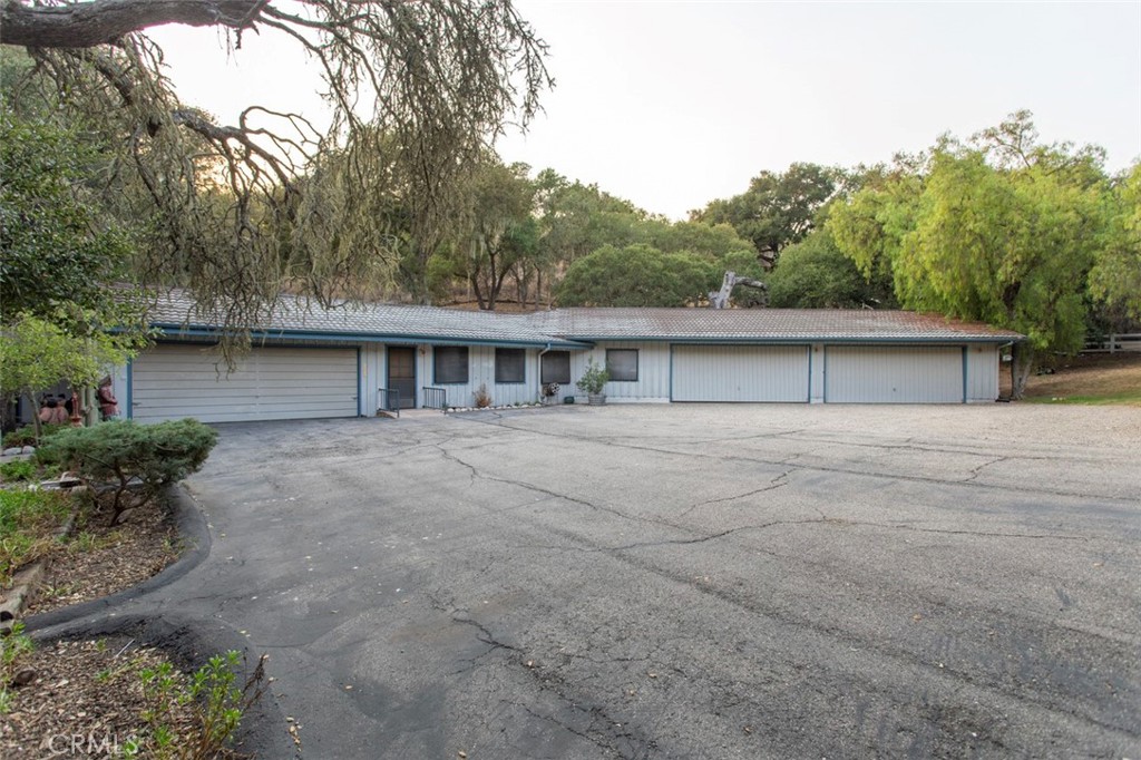 4260 Oak View Road Santa Ynez, CA 93460 - Photo 52 of 75