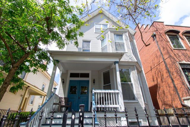 1832 West Addison Street, Unit G Chicago, IL 60613 - Photo 1 of 12