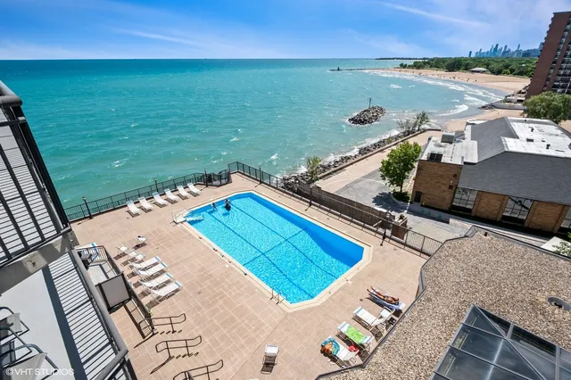 $479,000 | 6007 North Sheridan Road, Unit 25E, Chicago, IL 60660