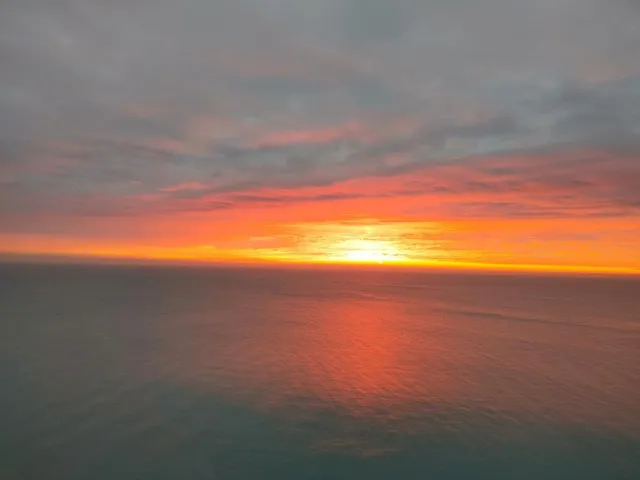 $479,000 | 6007 North Sheridan Road, Unit 25E, Chicago, IL 60660