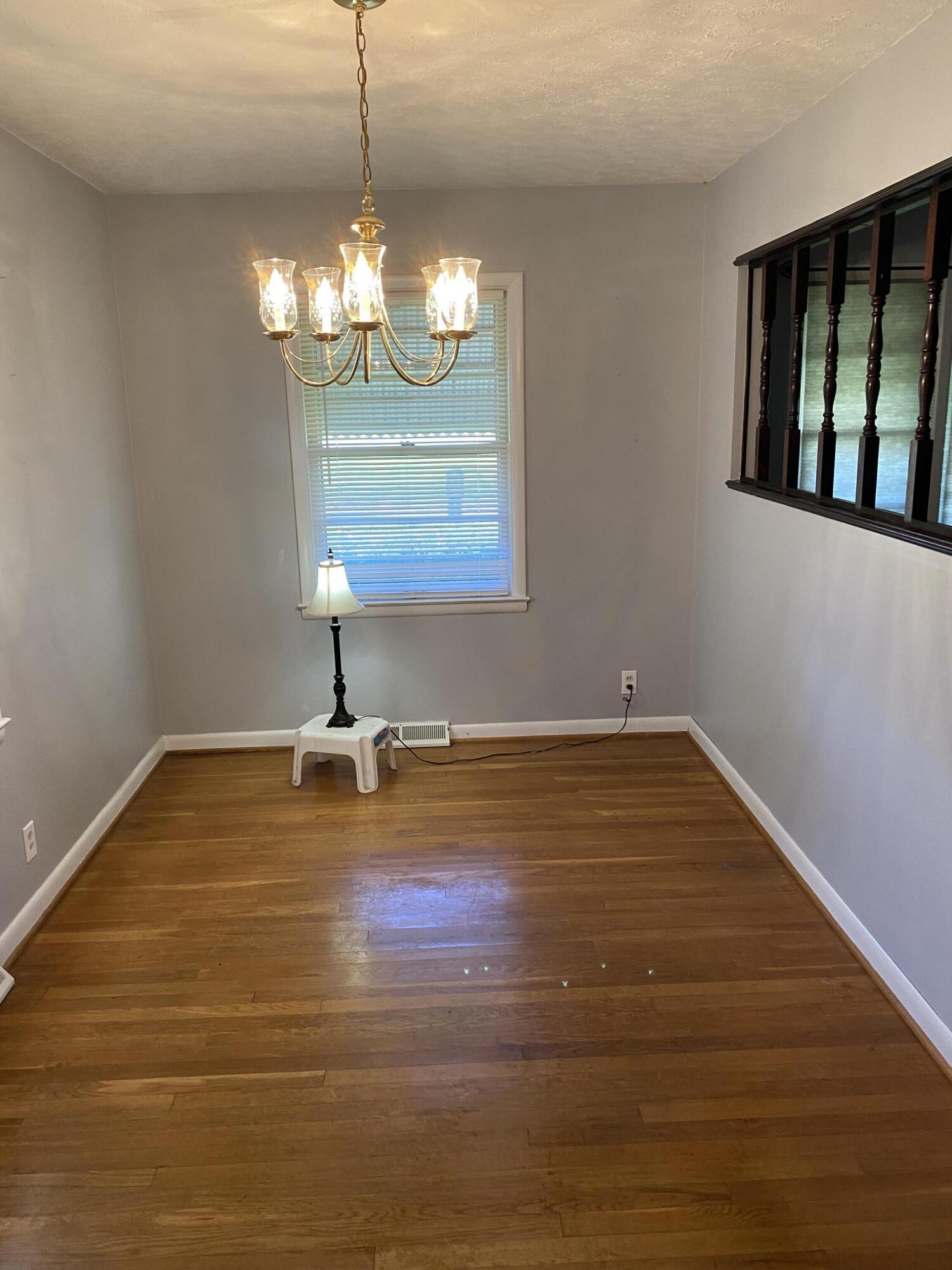 2324 Harrodsburg Road Lexington, KY 40503 - Photo 13 of 19 IMG-2136