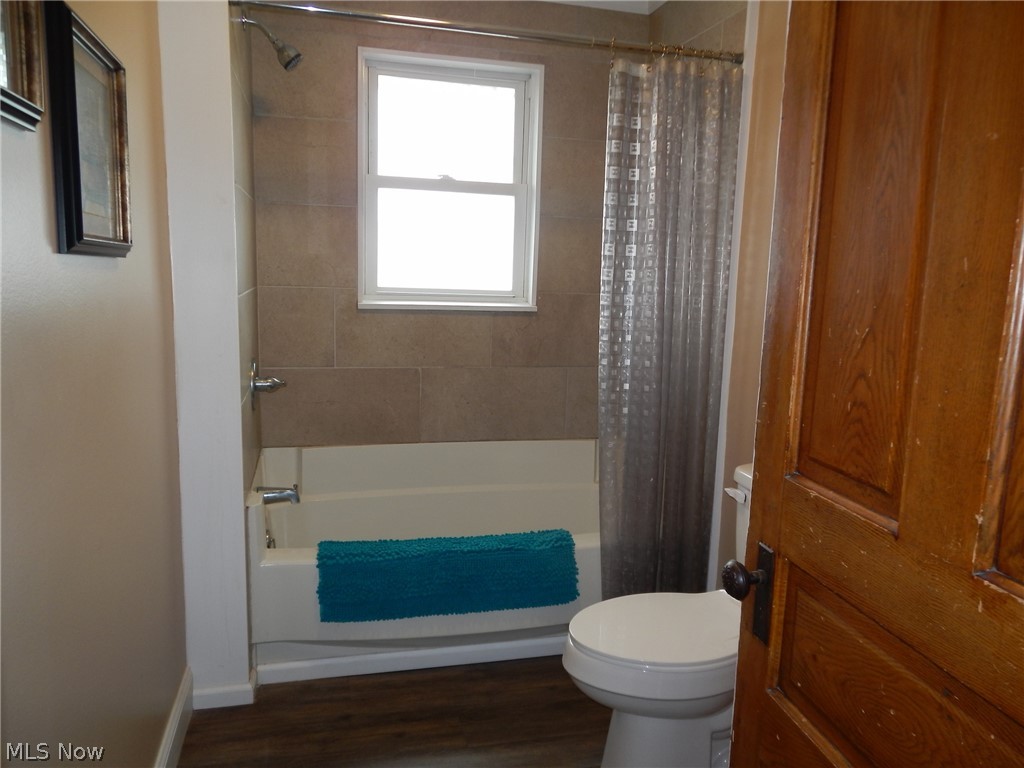 355 South 9th Street Coshocton, OH 43812 - Photo 33 of 35 bath up