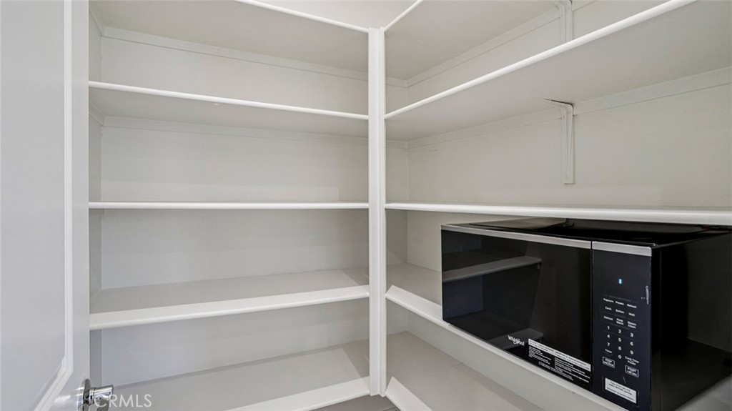 73578 Raphael Drive Palm Desert, CA 92211 - Photo 15 of 33 a bathroom with a tub and a sink