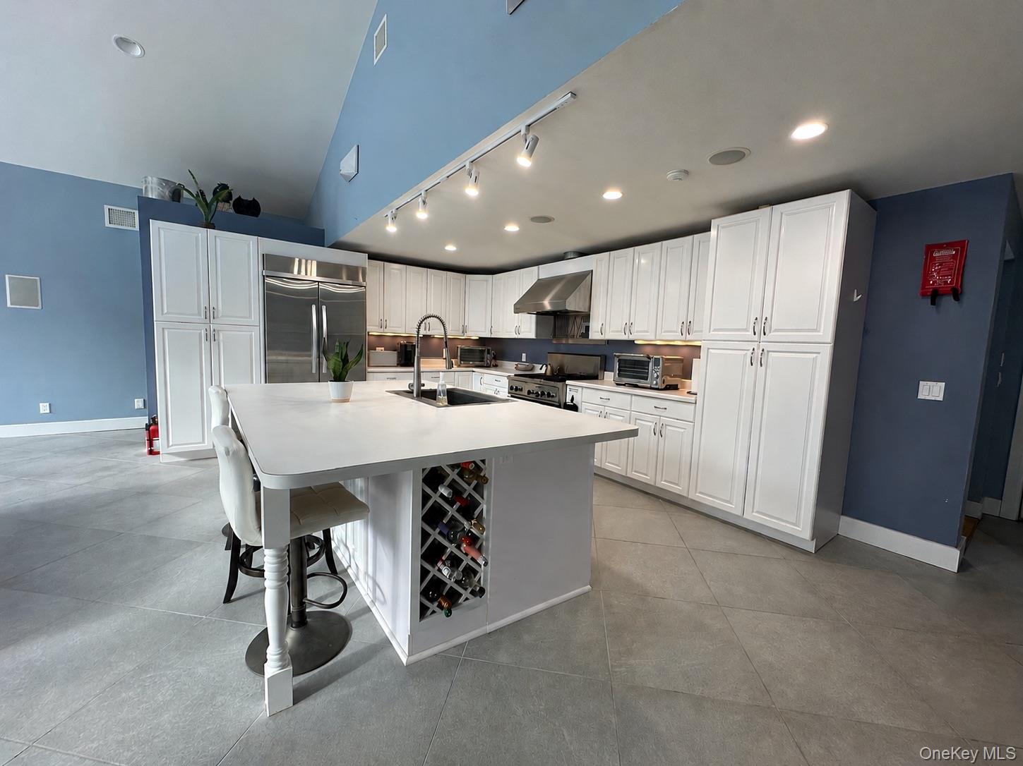 54 Allapartus Road Ossining, NY 10562 - Photo 4 of 27