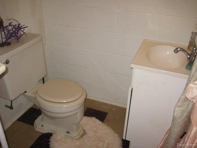 17610 Cornell Road Southfield, MI 48075 - Photo 22 of 25 261-911622 - (21).JPG
