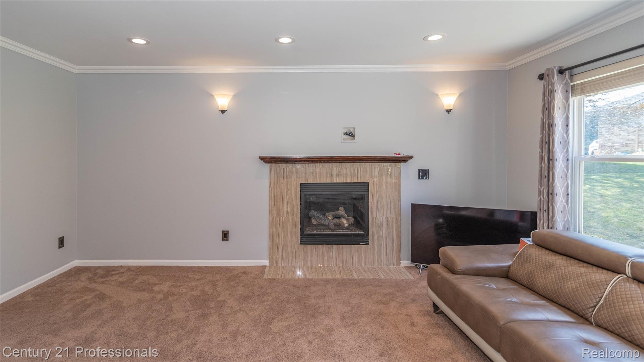 2974 Walbridge Drive Rochester, MI 48307 - Photo 20 of 82 0192200093795_7.jpg