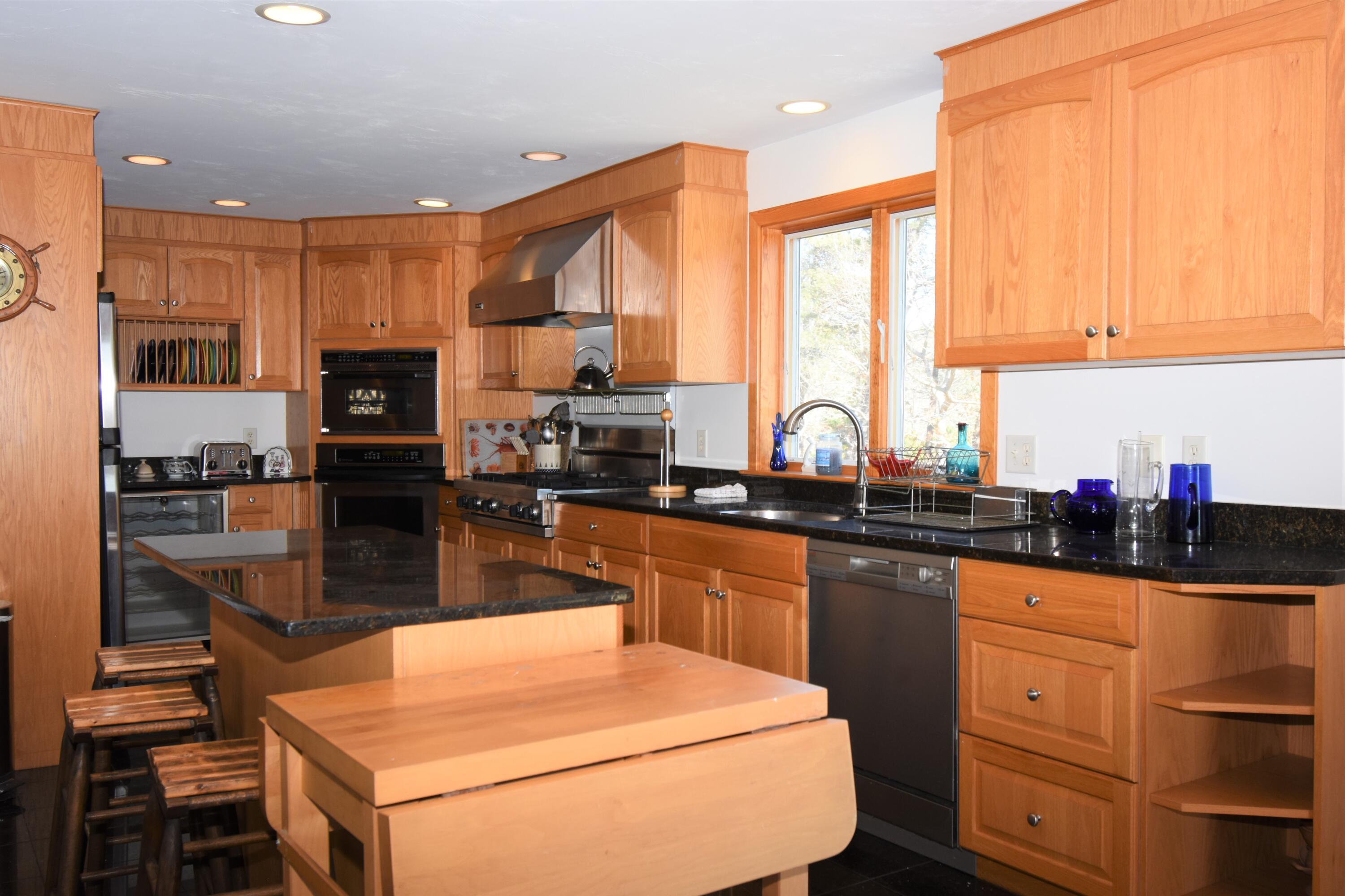 10 Sunset Lane Eastham, MA 02642 - Photo 6 of 45 DSC_4138