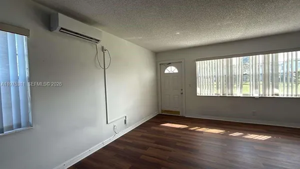 $1,450 | 104 Easthampton East, Unit 104, West Palm Beach, FL 33417