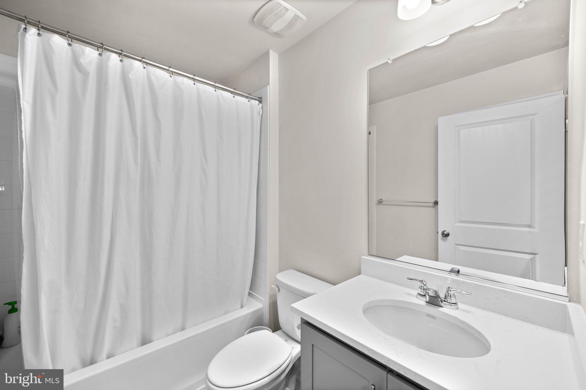 2042 Ruby Turn Bowie, MD 20721 - Photo 23 of 28 Second Level Hall Bath