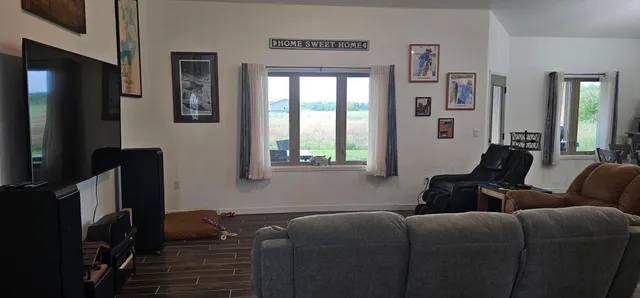 $387,500 | 2158 Fighting Sioux Loop Northwest, Baudette, MN 56623