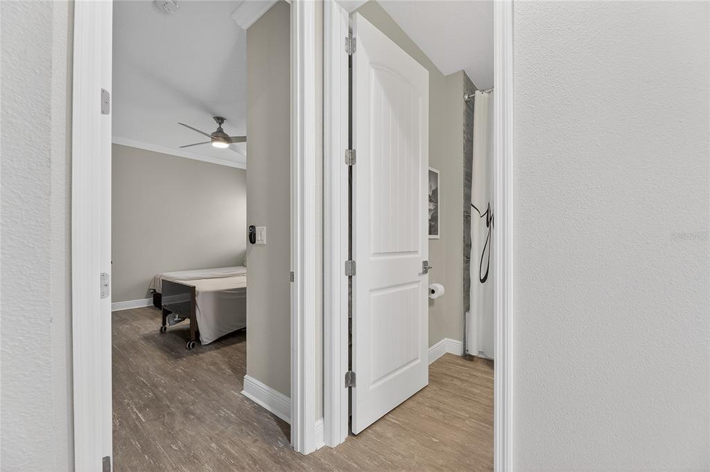 7424 Paradiso Drive Apollo Beach, FL 33572 - Photo 51 of 99 a view of a bathroom from the hallway