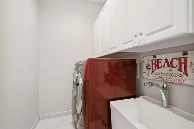 $1,950,000 | 2 Shadow Tree Lane, Briarcliff Manor, NY 10510