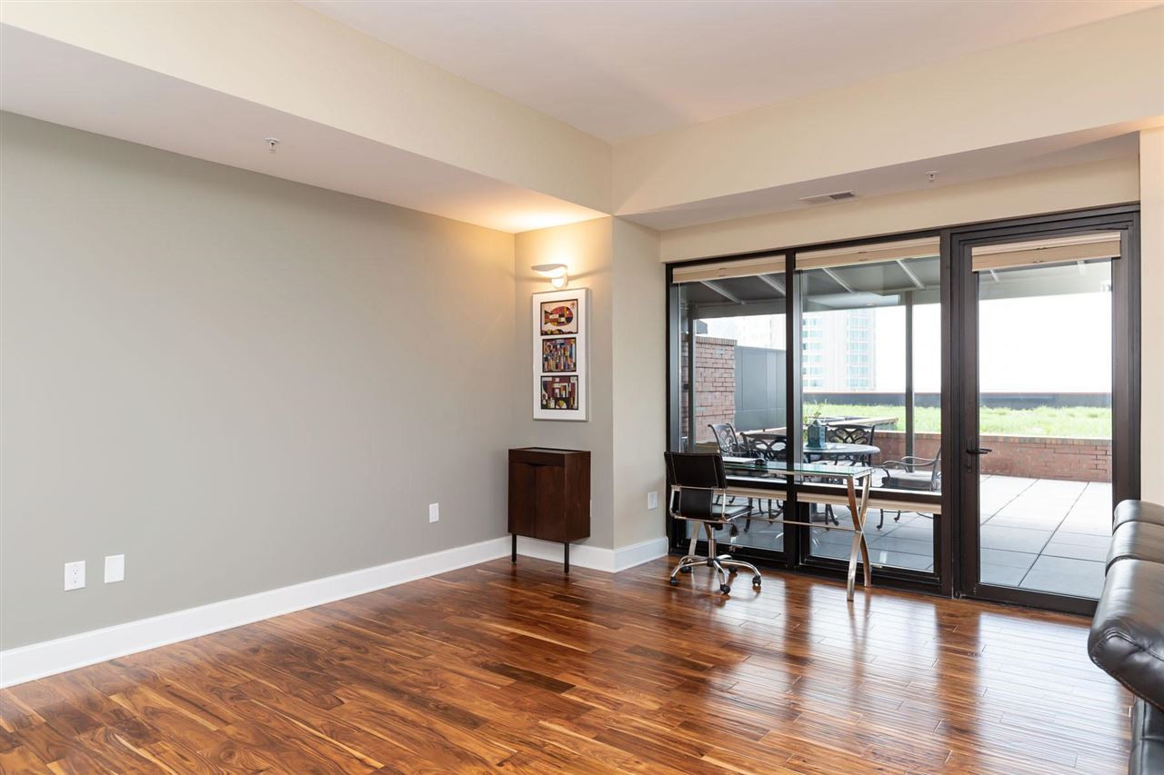 323 West Jones Street, Unit 775 Raleigh, NC 27603 - Photo 6 of 30 Photo 6