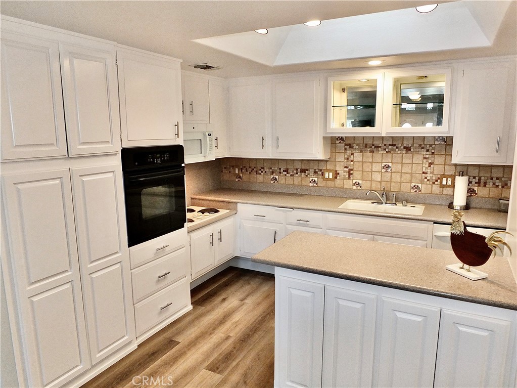 1560 Homewood Road, Unit 114L Seal Beach, CA 90740 - Photo 14 of 53