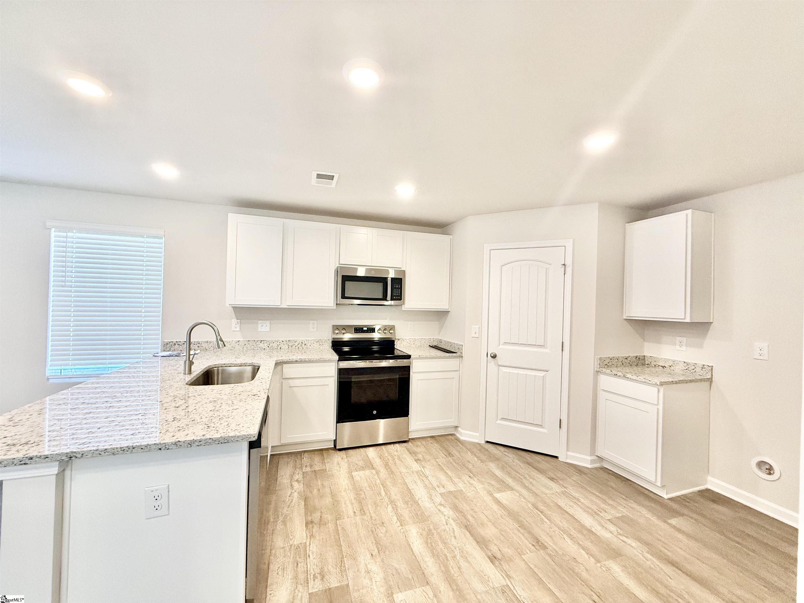 919 Flat Rock Road Anderson, SC 29624 - Photo 9 of 25