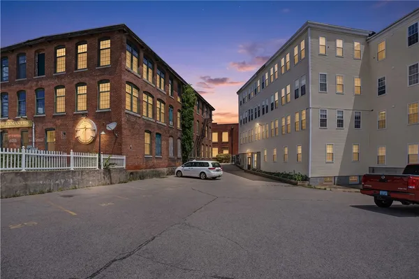$324,900 | 148 Bernon Street, Unit 7, Woonsocket, RI 02895