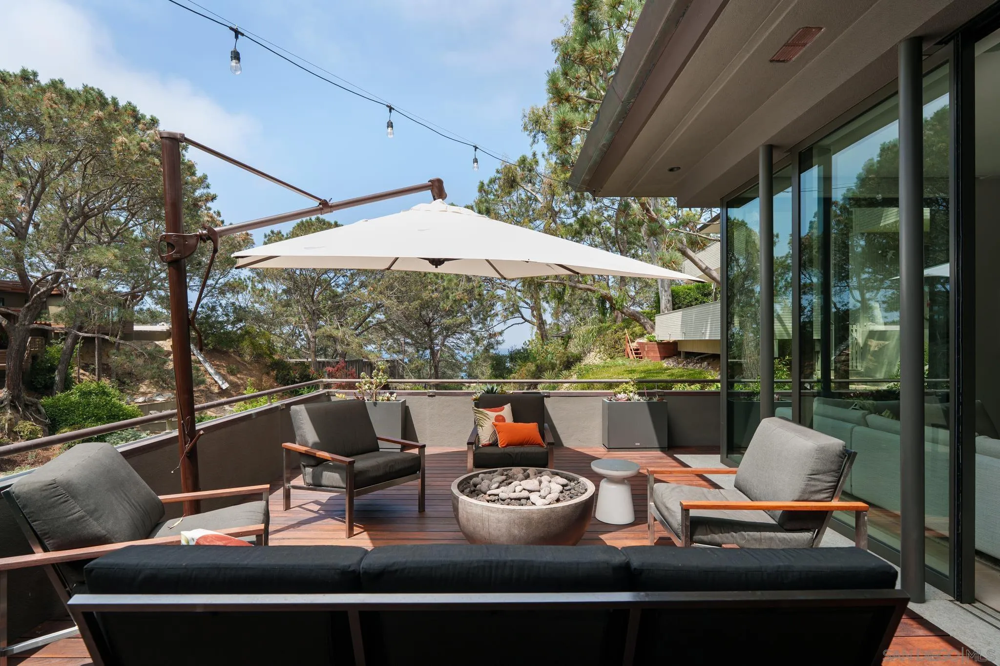 404 Pine Needles Drive Del Mar, CA 92014 - Photo 4 of 71 a view of a patio with furniture and backyard