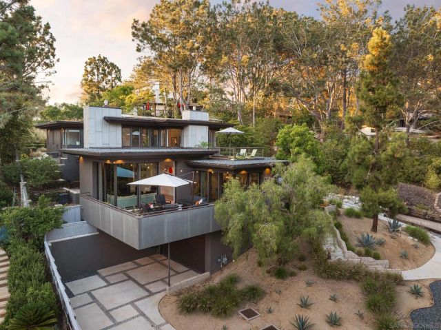 $6,495,000 | 404 Pine Needles Drive, Del Mar, CA 92014