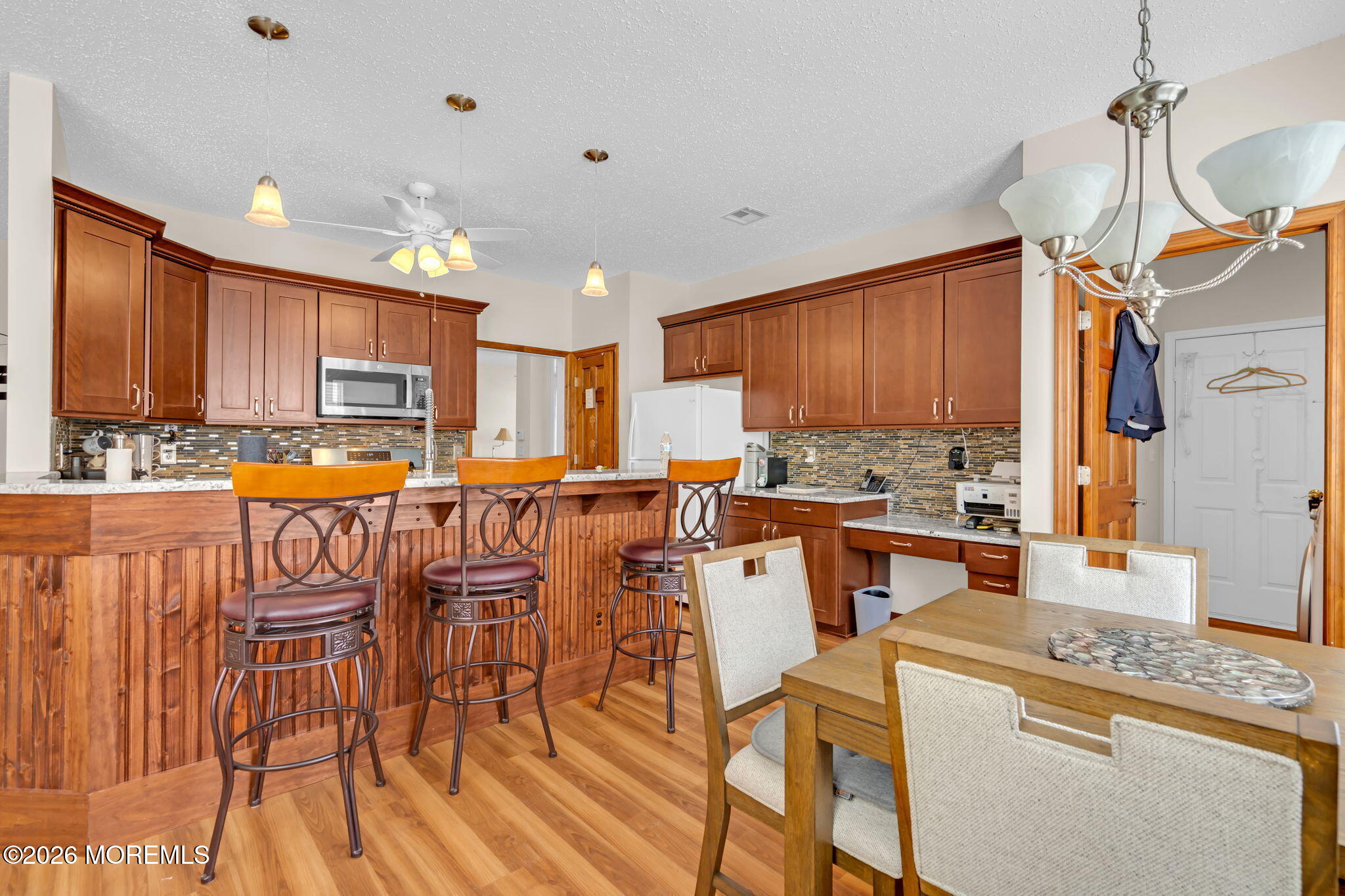 37 Butler Avenue Bayville, NJ 08721 - Photo 6 of 25 9-web-or-mls-DSC09525