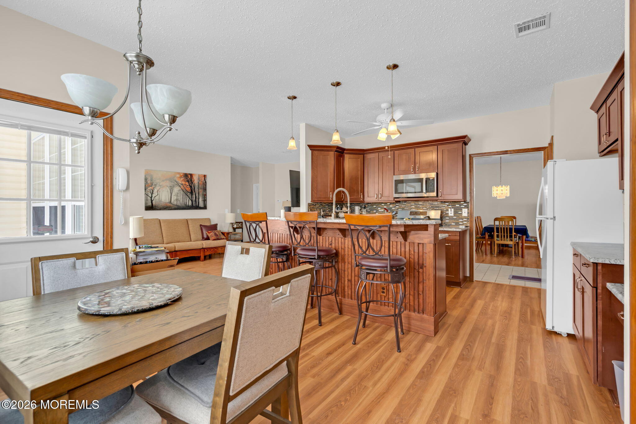 37 Butler Avenue Bayville, NJ 08721 - Photo 7 of 25 10-web-or-mls-DSC09535