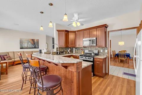 $425,000 | 37 Butler Avenue, Bayville, NJ 08721