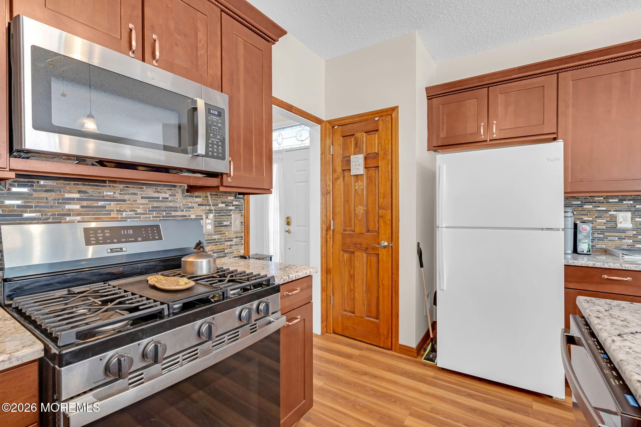 37 Butler Avenue Bayville, NJ 08721 - Photo 10 of 25 13-web-or-mls-DSC09550