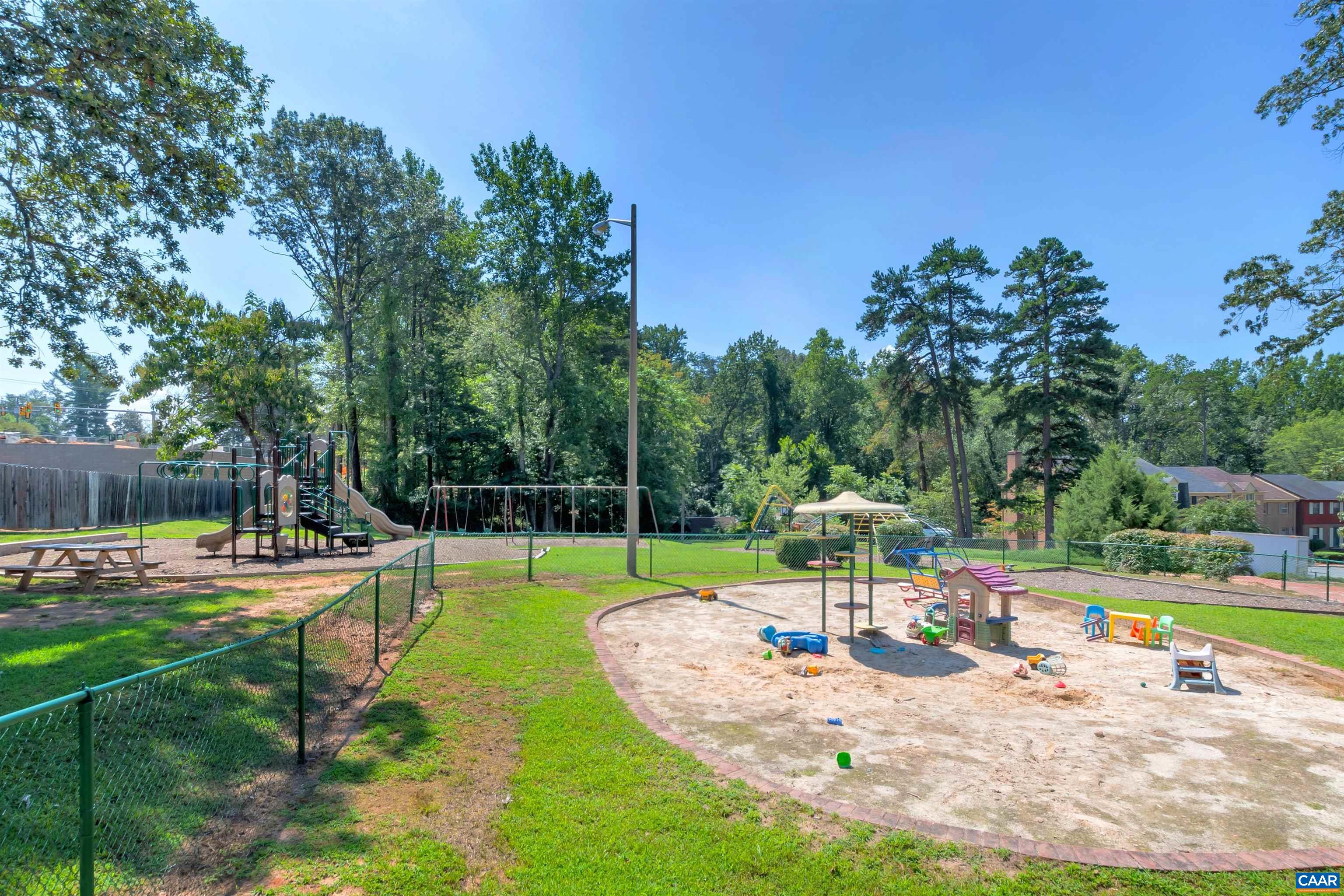 7 Georgetown Green Charlottesville, VA 22901 - Photo 43 of 46