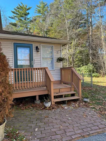 $1,500 | 208 Long Pond Road, Danville, NH 03819