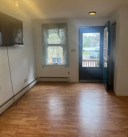 $1,500 | 208 Long Pond Road, Danville, NH 03819