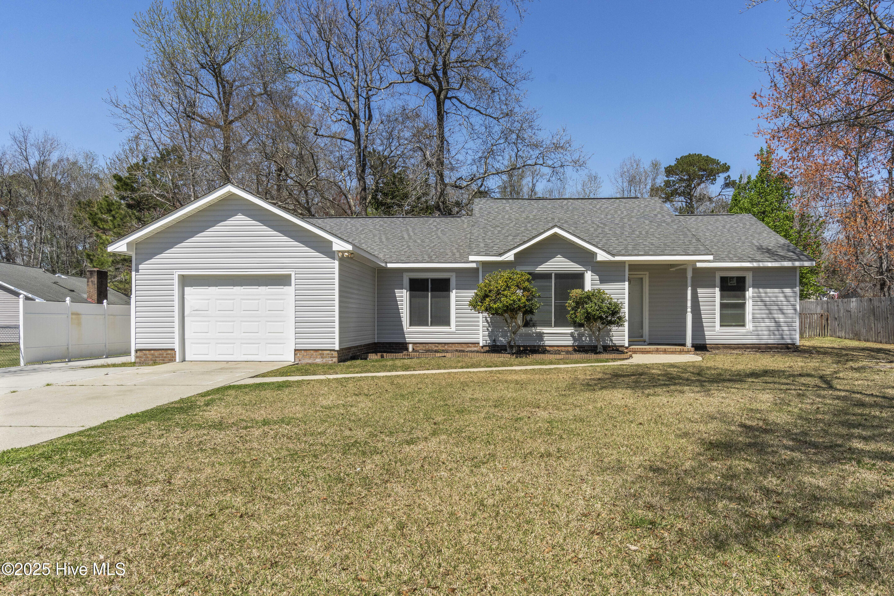 284 Raintree Road Jacksonville, NC 28540 - Photo 1 of 44 mls-DSC09187